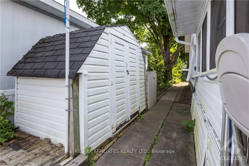 Photo 198 of 12 Pinewood Avenue, Beckwith, Beckwith Twp — HOMEH