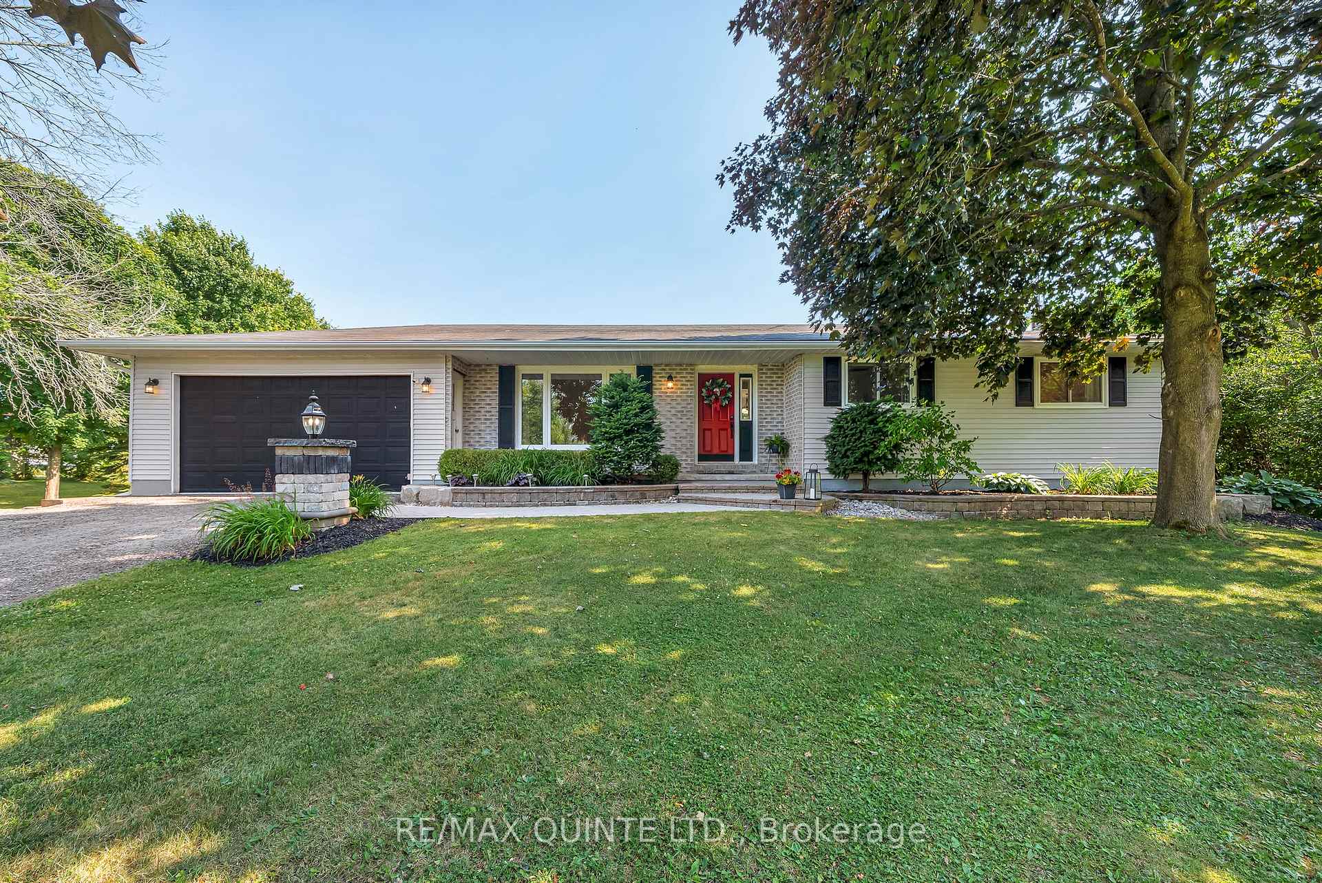 Photo 1 of 758 Lazier Road, Tyendinaga, Tyendinaga Township — HOMEH