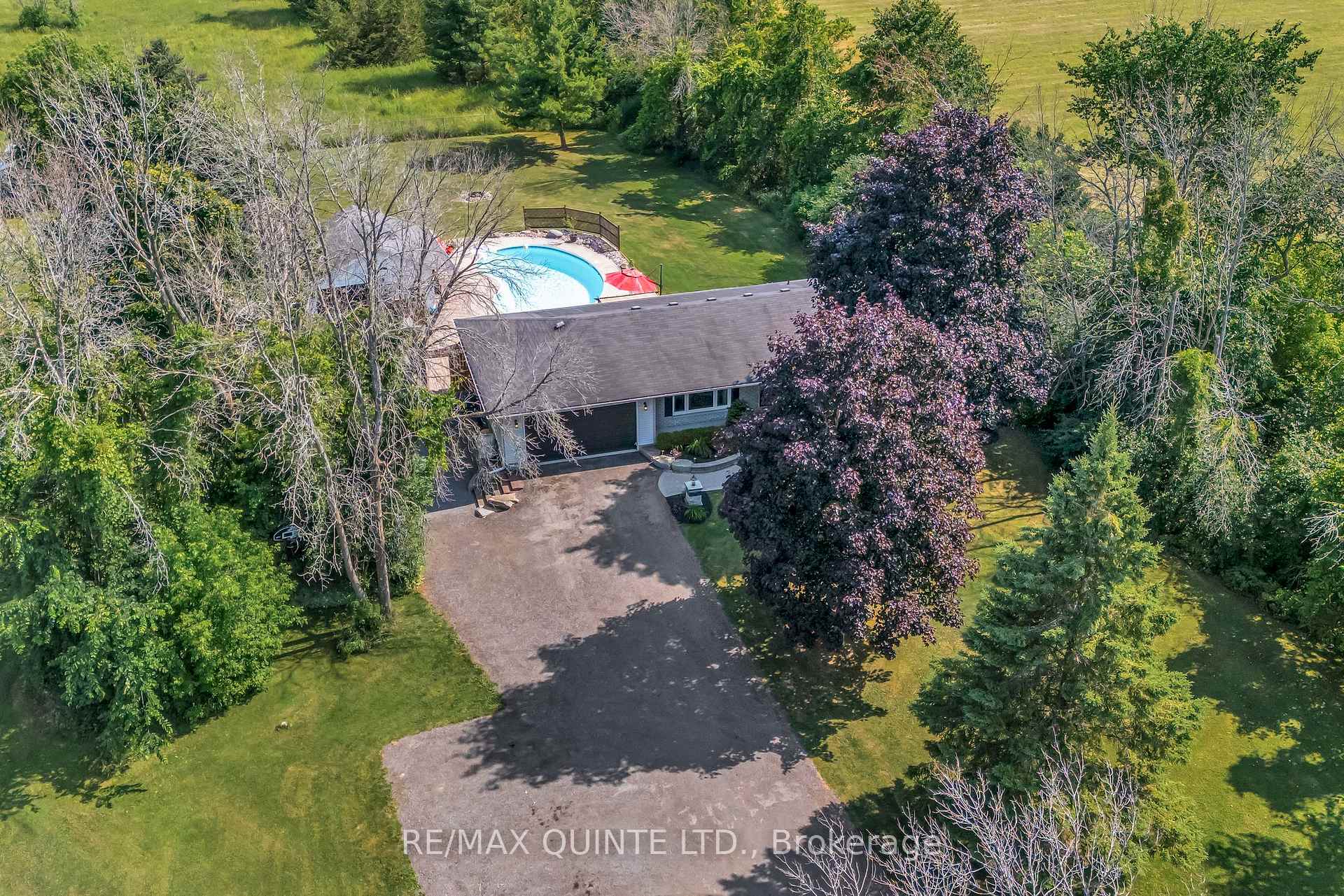 Photo 3 of 758 Lazier Road, Tyendinaga, Tyendinaga Township — HOMEH