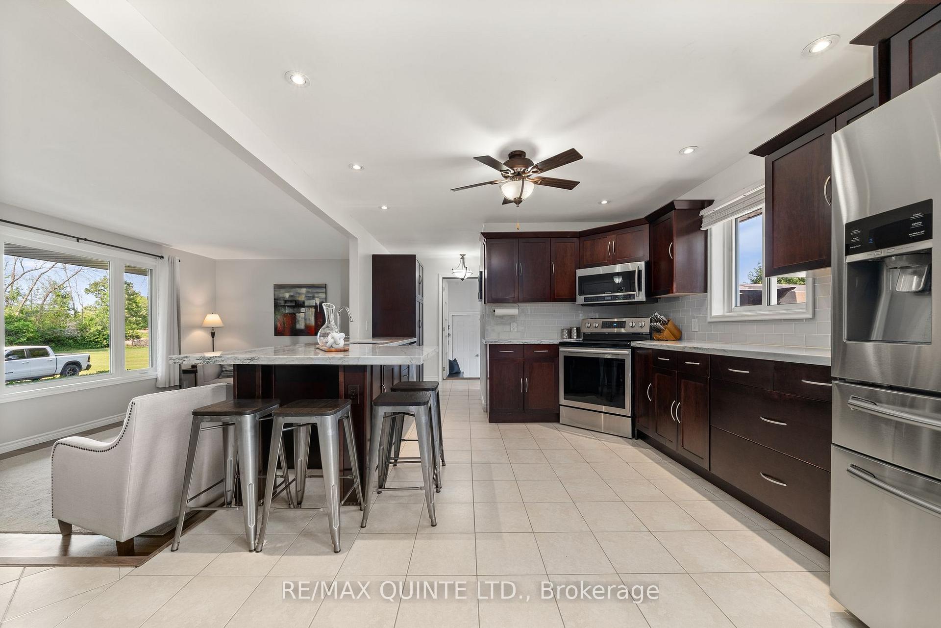 Photo 13 of 758 Lazier Road, Tyendinaga, Tyendinaga Township — HOMEH