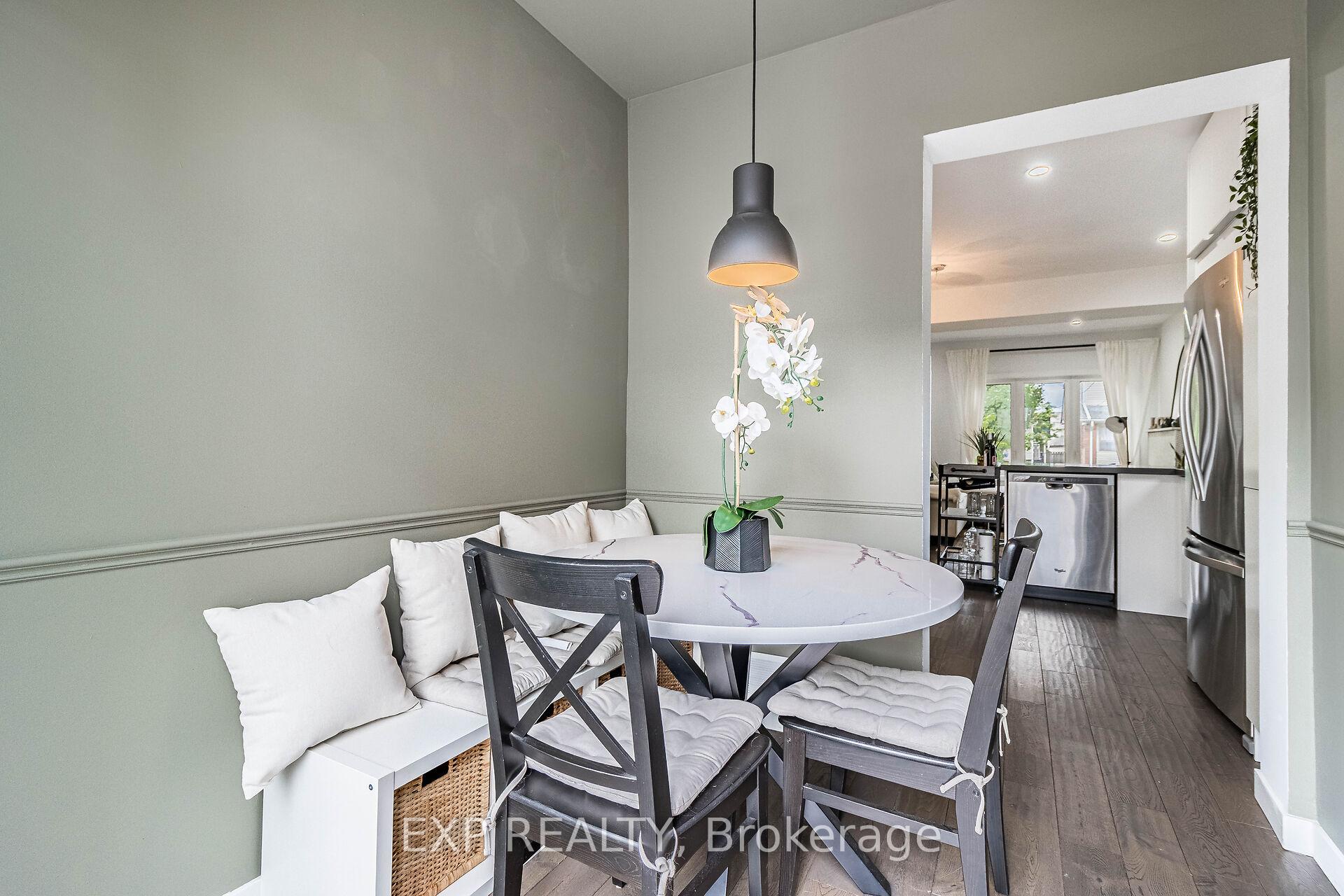 Photo 9 of 212 Sixth Street, Etobicoke, New Toronto — HOMEH