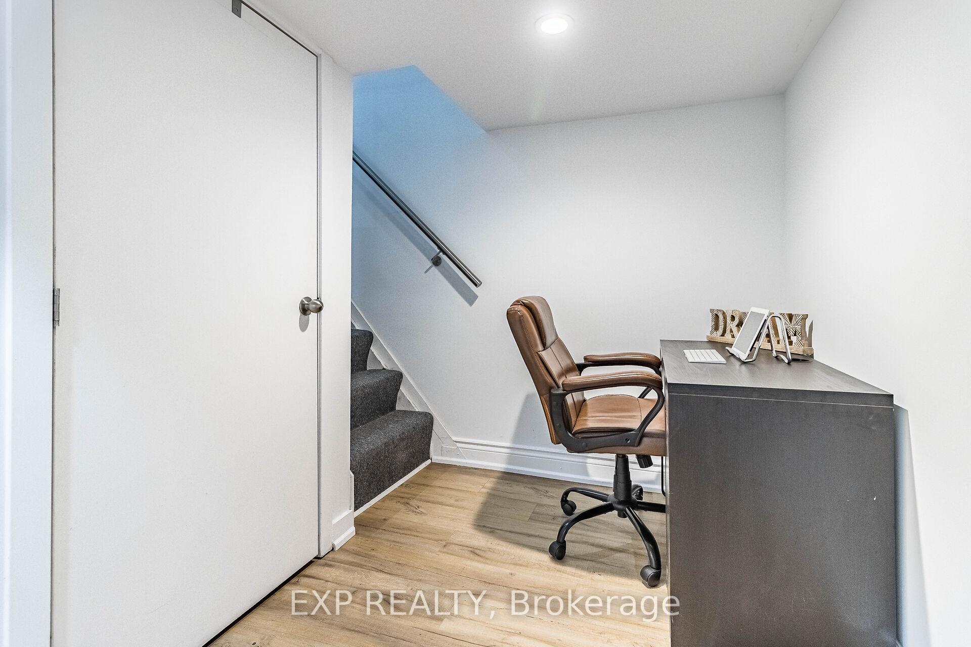 Photo 20 of 212 Sixth Street, Etobicoke, New Toronto — HOMEH