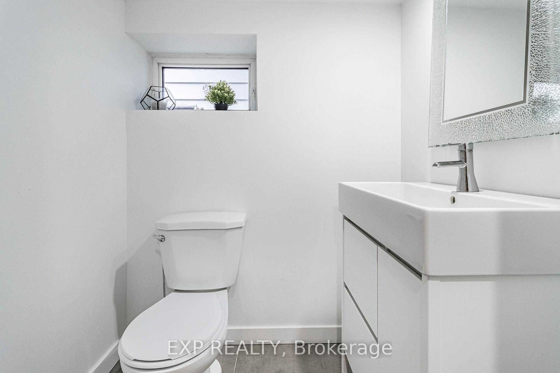 Photo 24 of 212 Sixth Street, Etobicoke, New Toronto — HOMEH