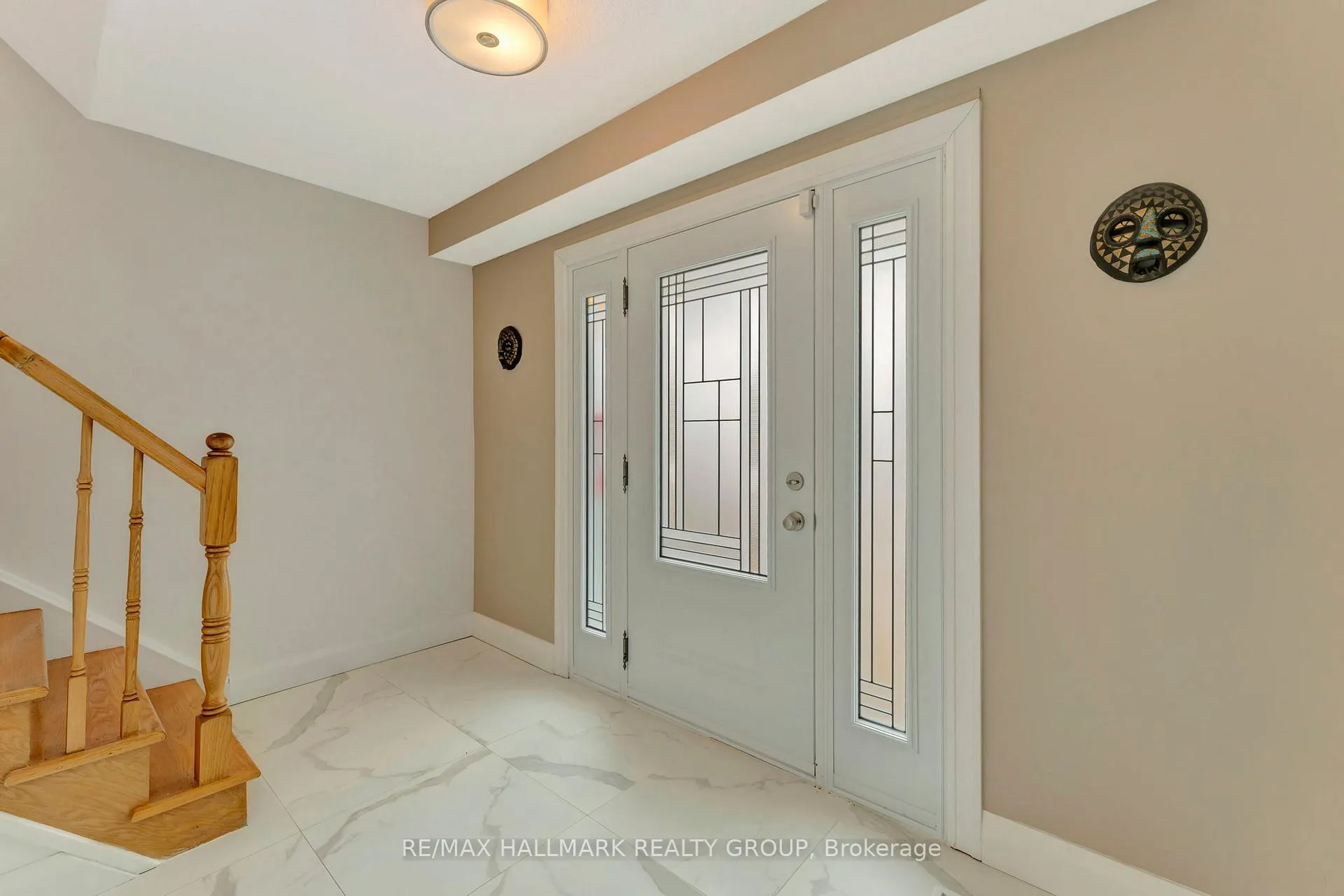 Photo 21 of 2121 Fillmore Crescent, Ottawa, Beacon Hill North — HOMEH