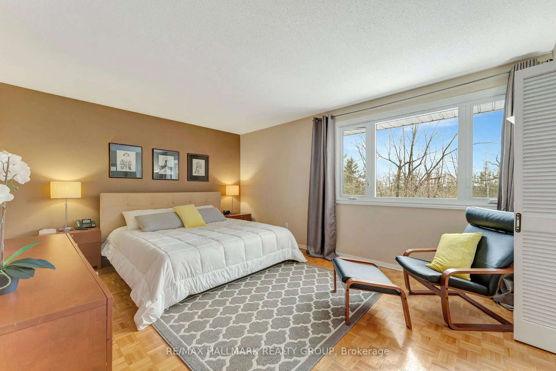 Photo 203 of 2121 Fillmore Crescent, Ottawa, Beacon Hill North — HOMEH