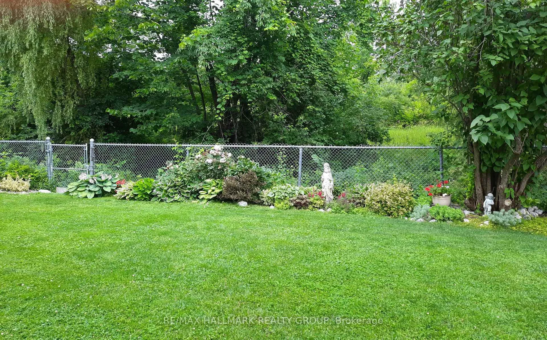 Photo 346 of 2121 Fillmore Crescent, Ottawa, Beacon Hill North — HOMEH