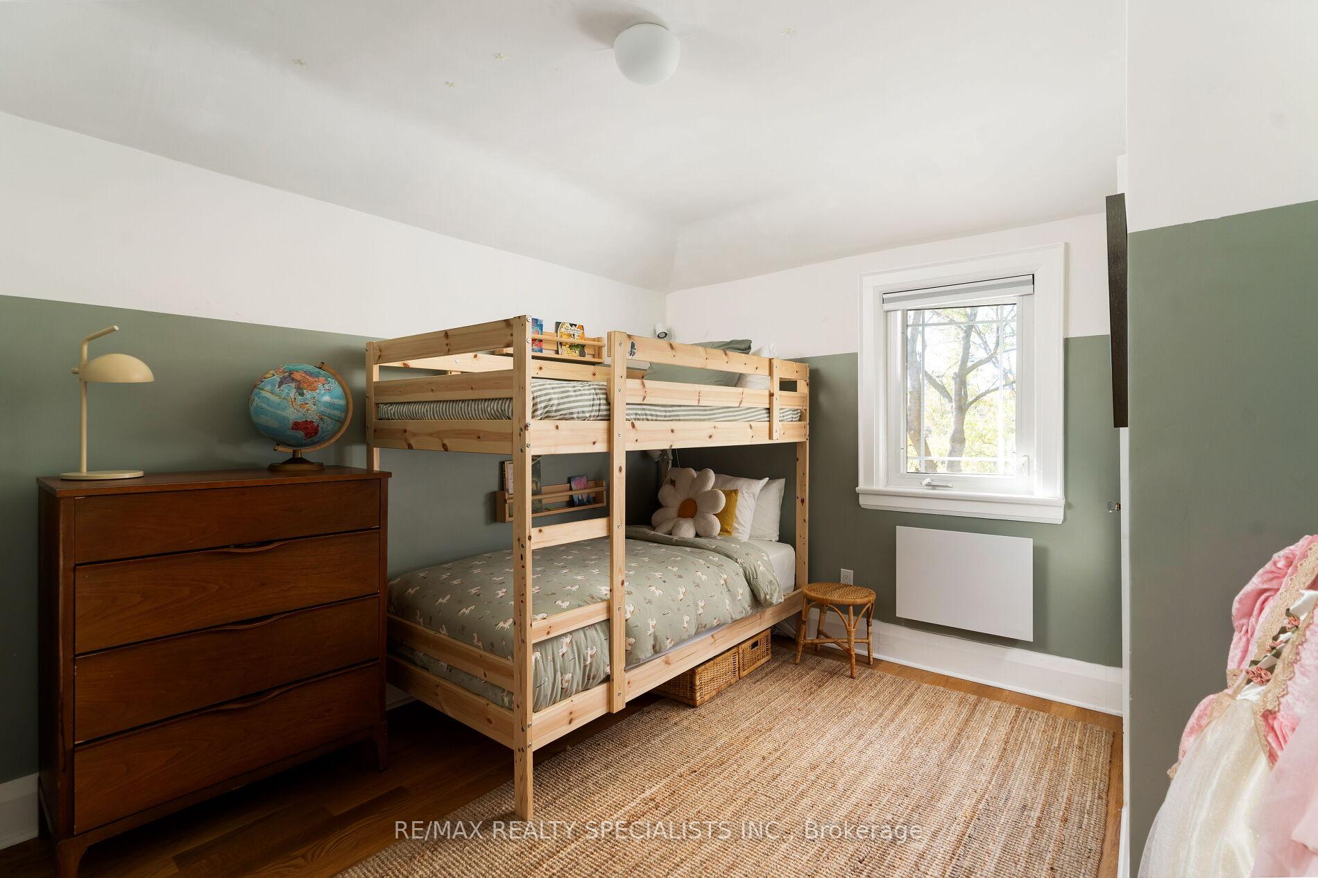 Photo 19 of 28 Eleventh Street, Etobicoke, New Toronto — HOMEH