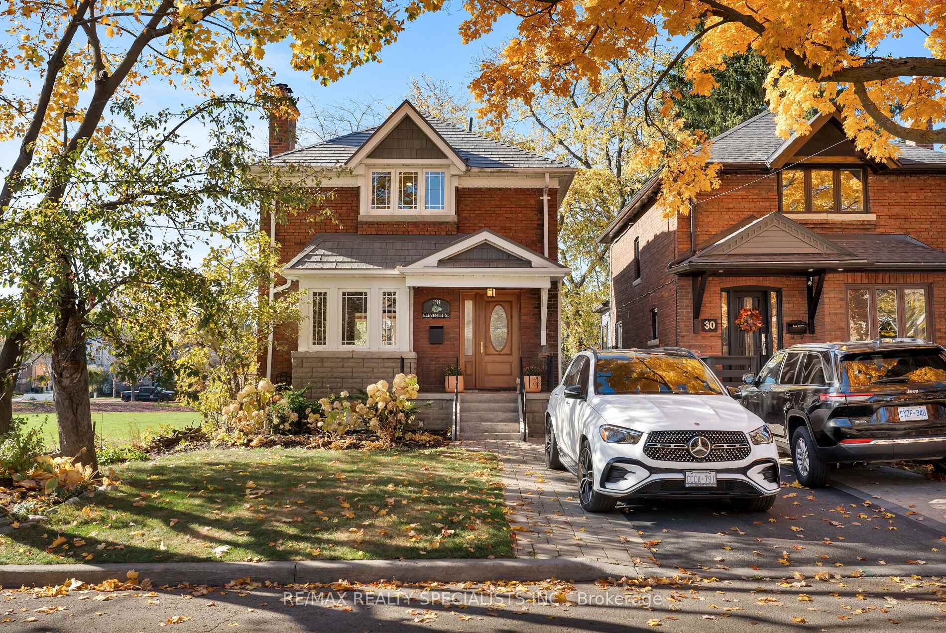 Photo 39 of 28 Eleventh Street, Etobicoke, New Toronto — HOMEH
