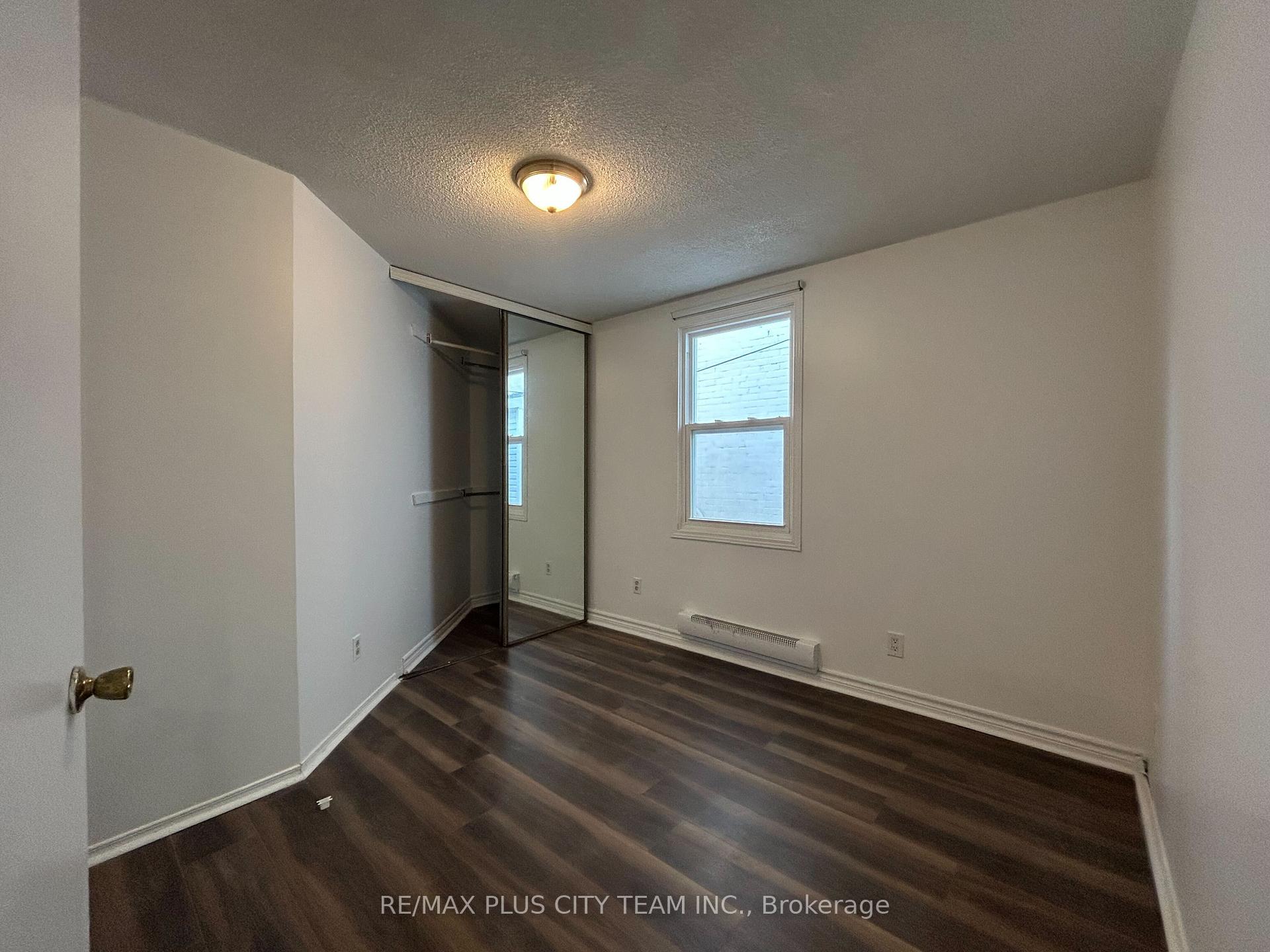 Photo 8 of Unit 2, 26 Victoria Street, Etobicoke, Mimico — HOMEH