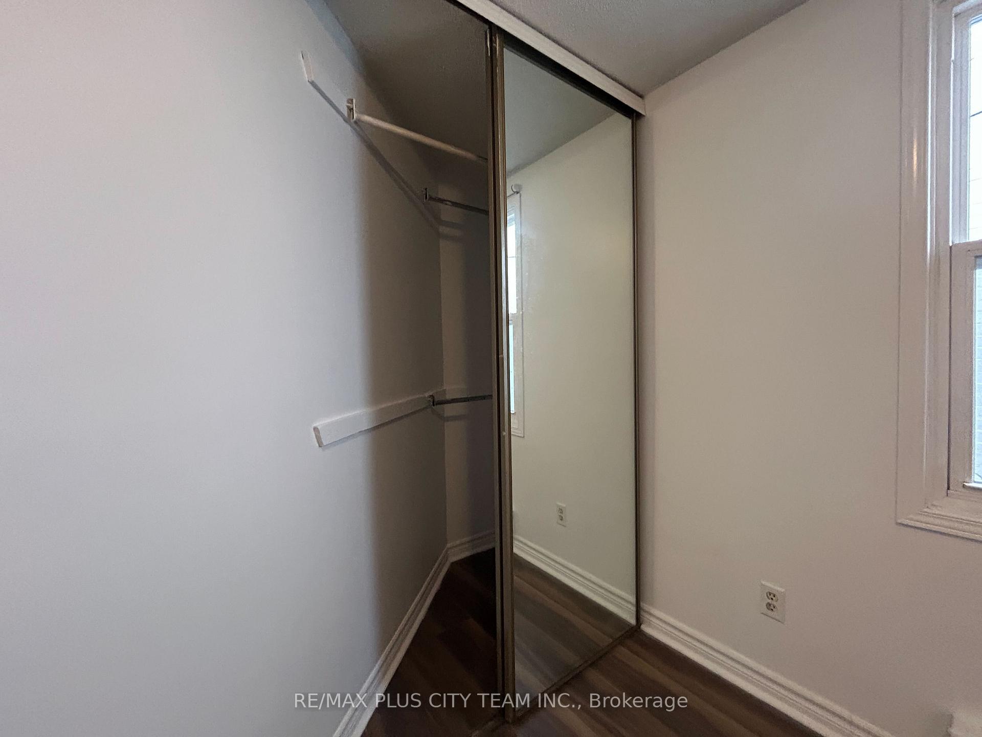 Photo 10 of Unit 2, 26 Victoria Street, Etobicoke, Mimico — HOMEH
