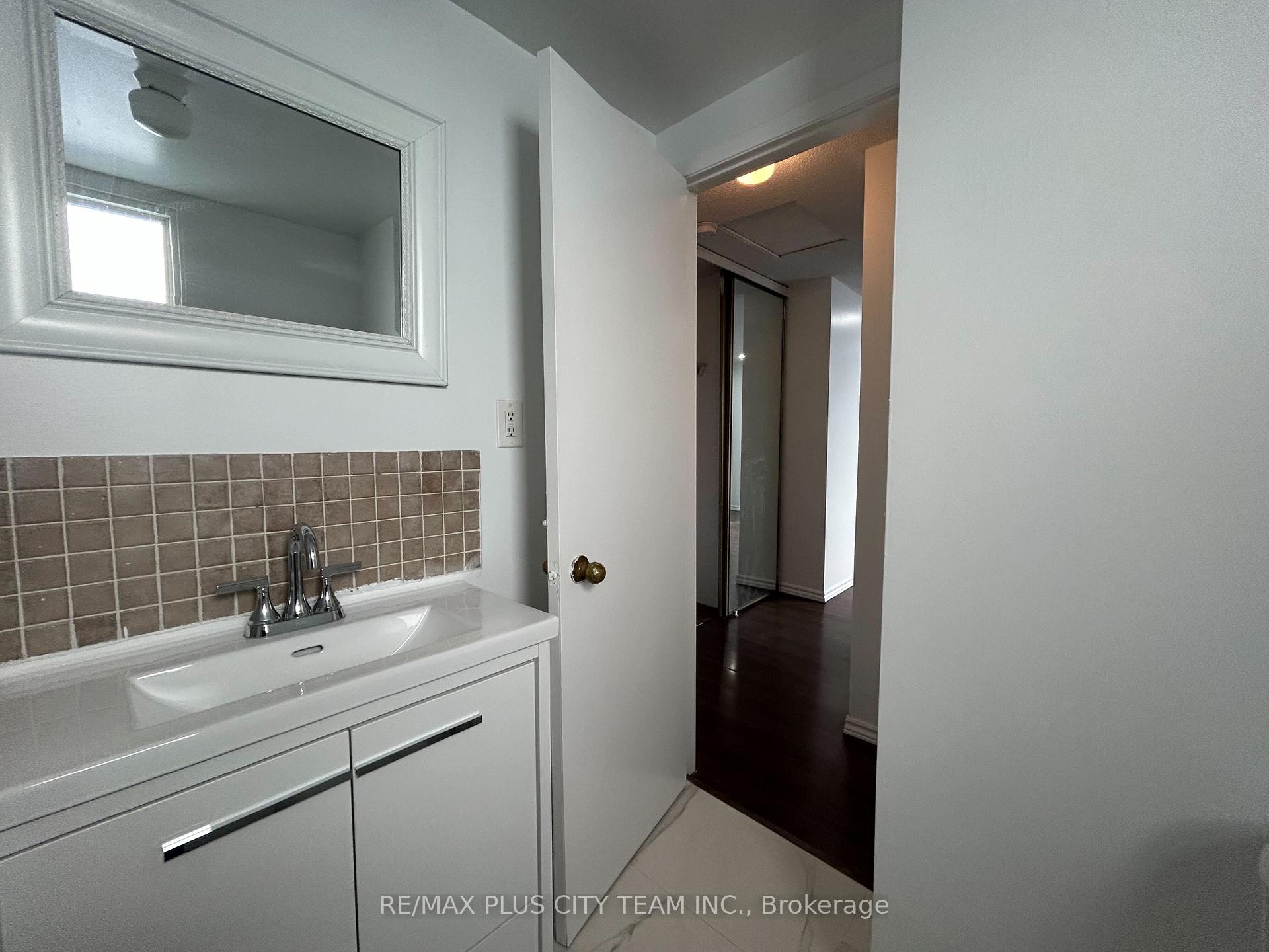 Photo 12 of Unit 2, 26 Victoria Street, Etobicoke, Mimico — HOMEH
