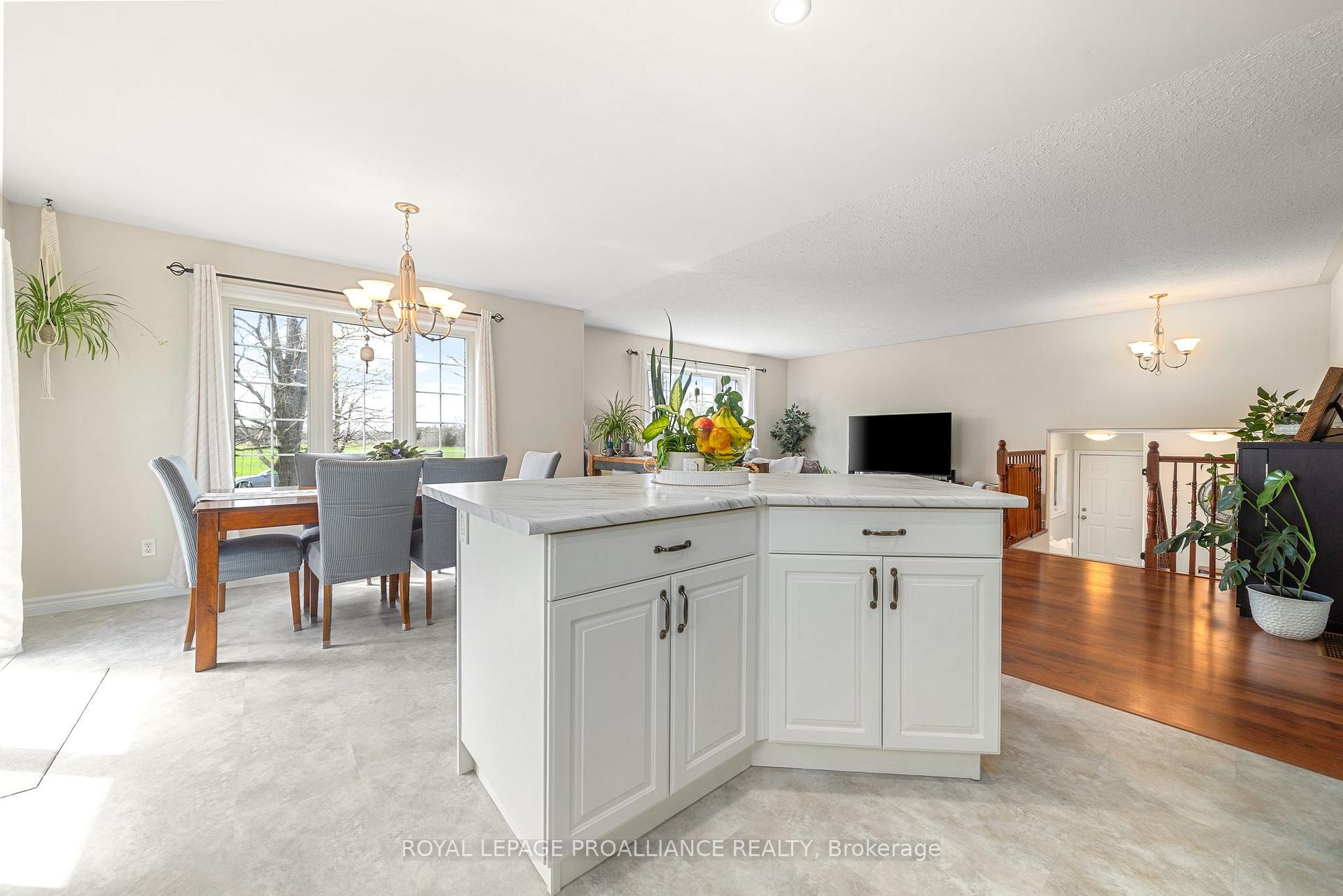 Photo 8 of 3375 Harmony Road, Tyendinaga, Tyendinaga Township — HOMEH