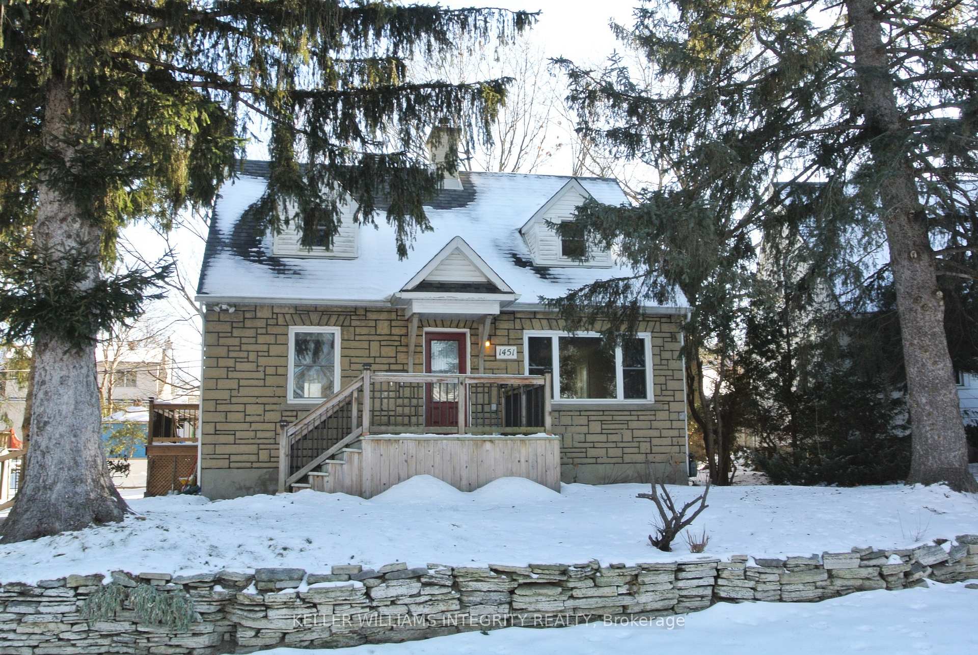 Front of 1451 Portal Street