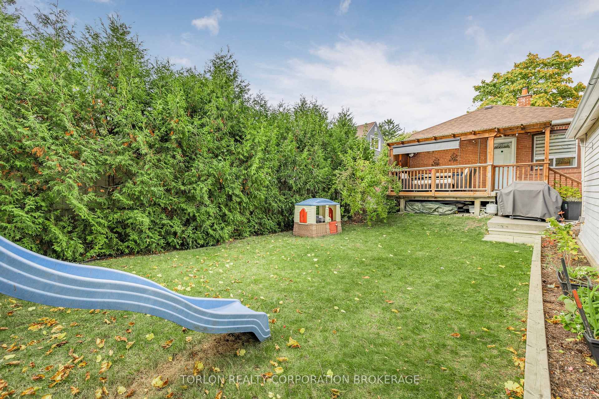 Photo 38 of 29 Mitcham Drive, Etobicoke, Alderwood — HOMEH