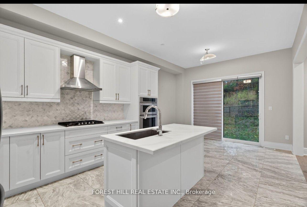 Photo 7 of 217 Sunset Vista Court, Aurora, Aurora Estates — HOMEH