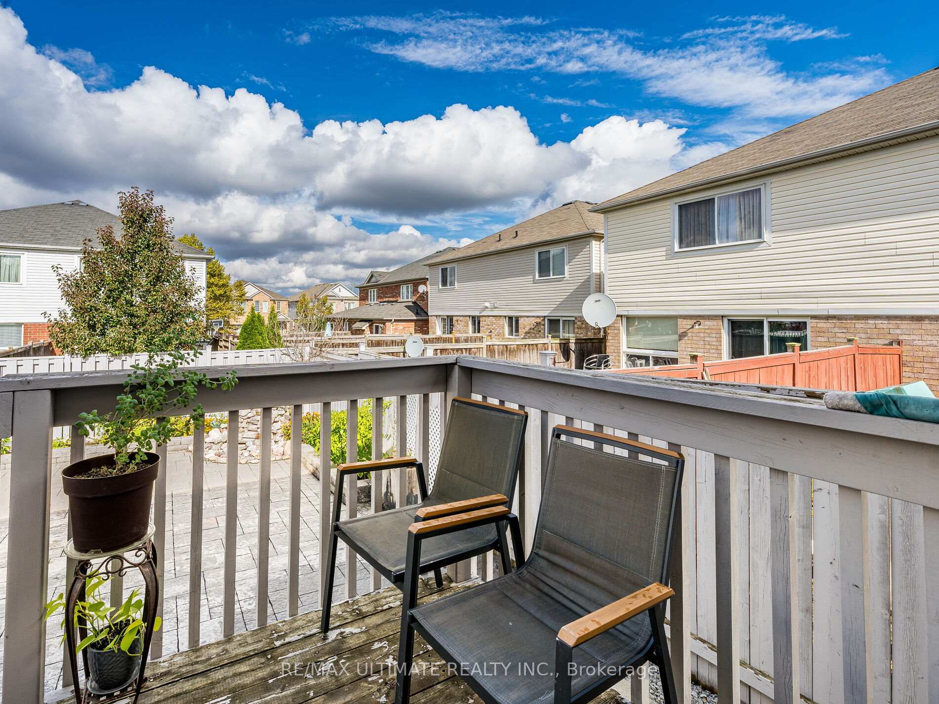 Photo 42 of 43 Tozer Crescent, Ajax, Northwest Ajax — HOMEH