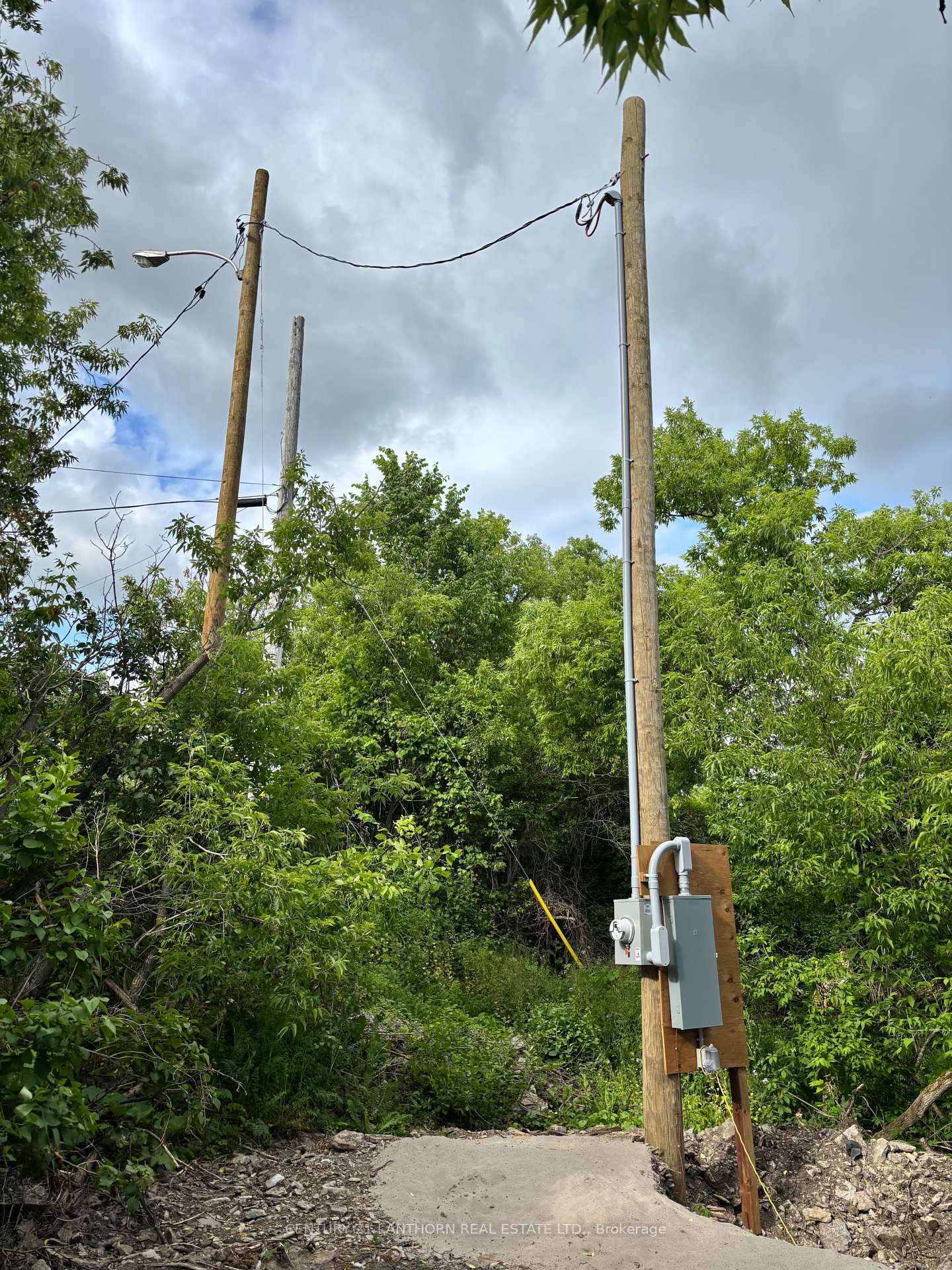 Photo 16 of 10 Rock Street, Tyendinaga, Tyendinaga Township — HOMEH
