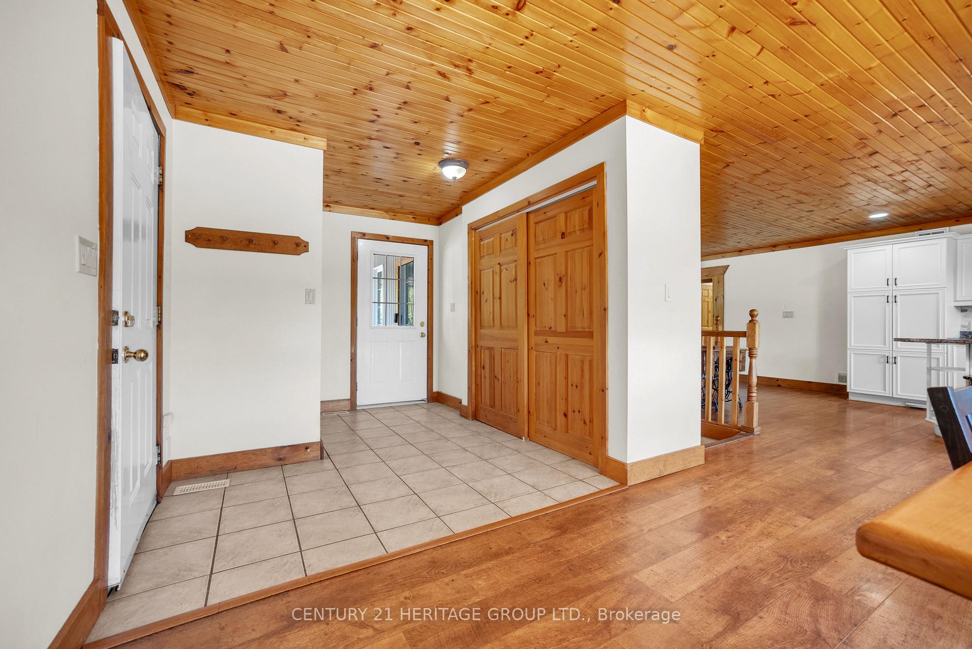 Photo 2 of 1258 Shannon Road, Tyendinaga, Tyendinaga Township — HOMEH