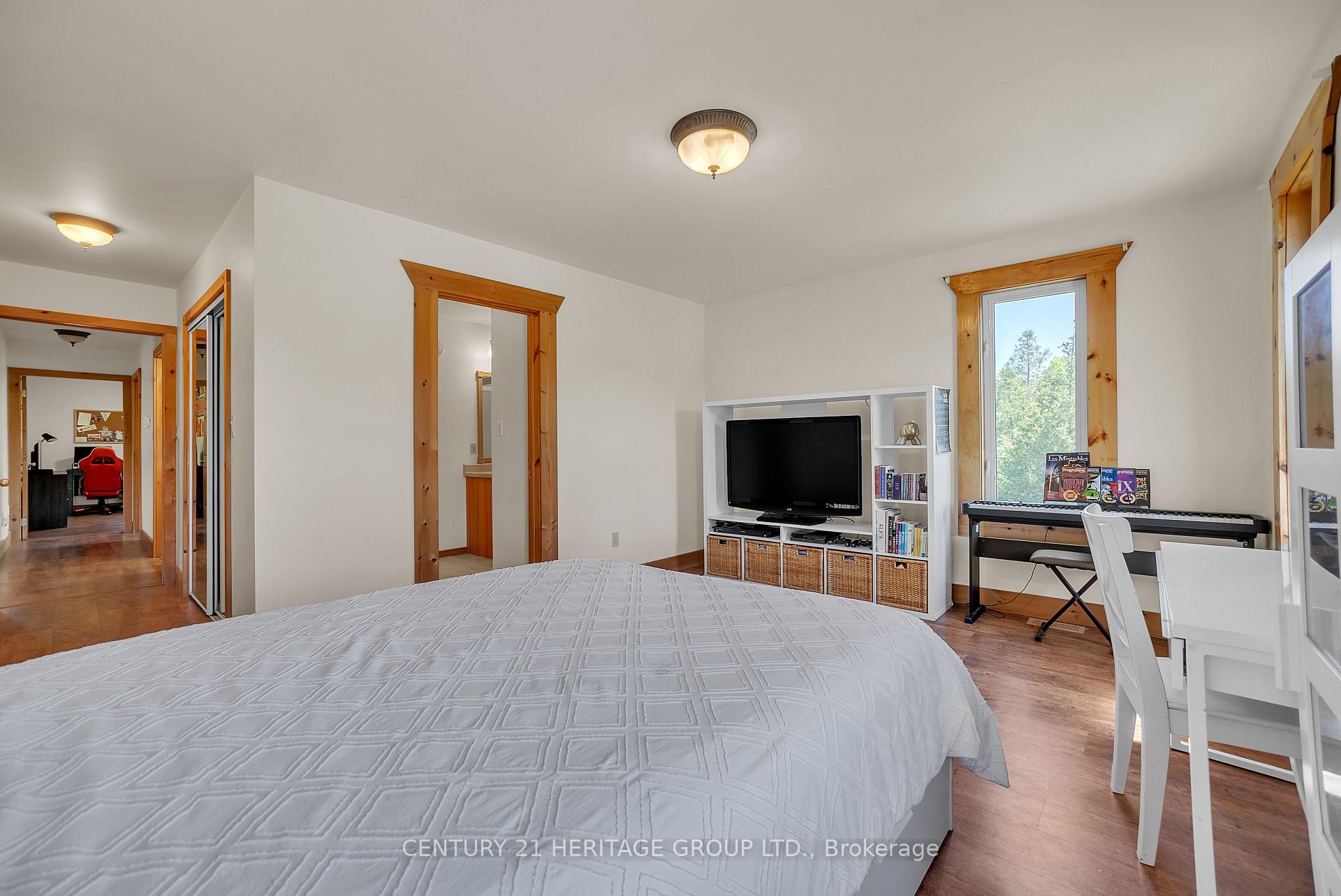 Photo 9 of 1258 Shannon Road, Tyendinaga, Tyendinaga Township — HOMEH