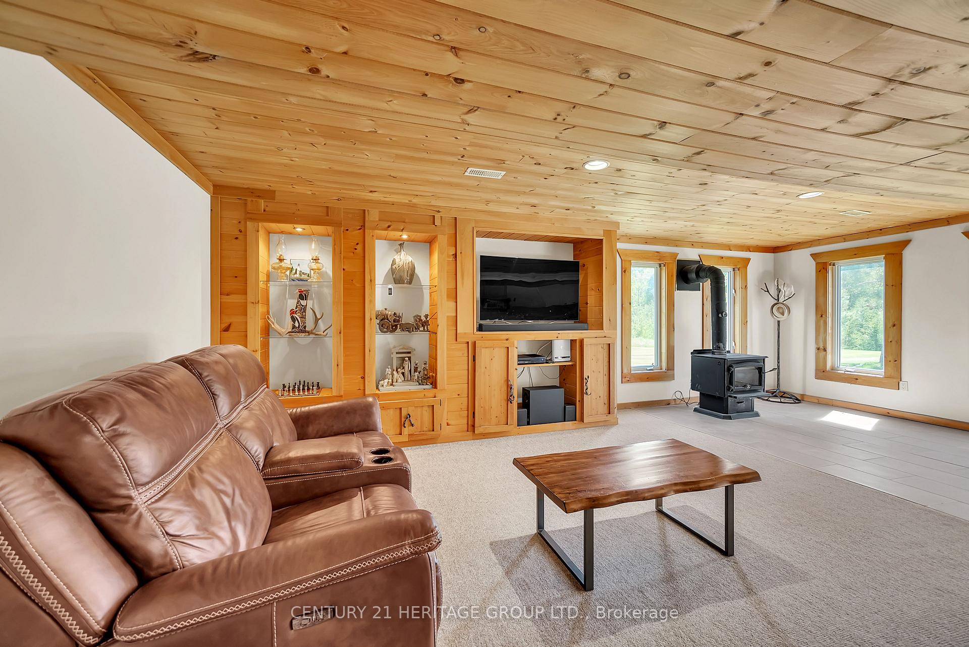 Photo 15 of 1258 Shannon Road, Tyendinaga, Tyendinaga Township — HOMEH