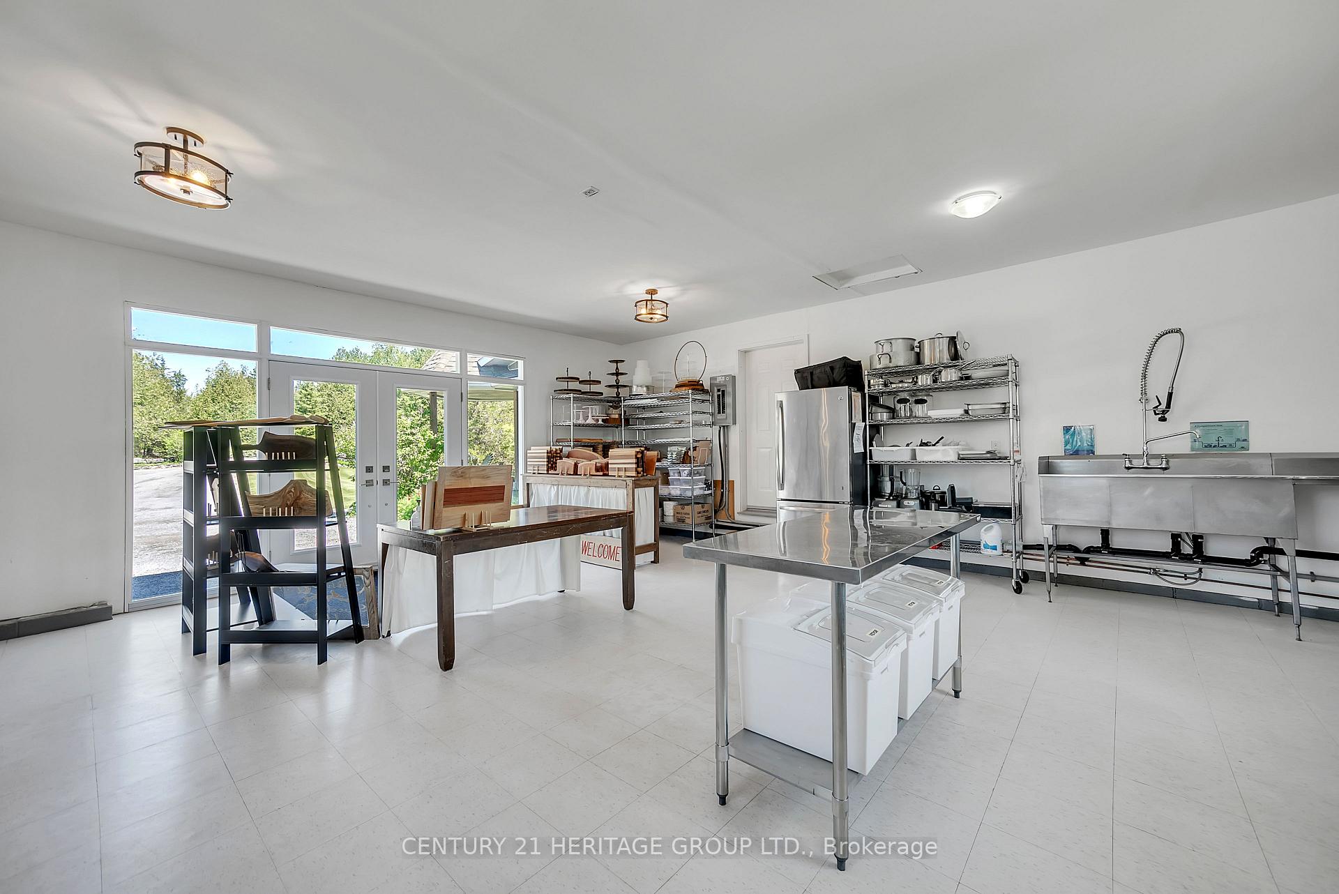 Photo 20 of 1258 Shannon Road, Tyendinaga, Tyendinaga Township — HOMEH