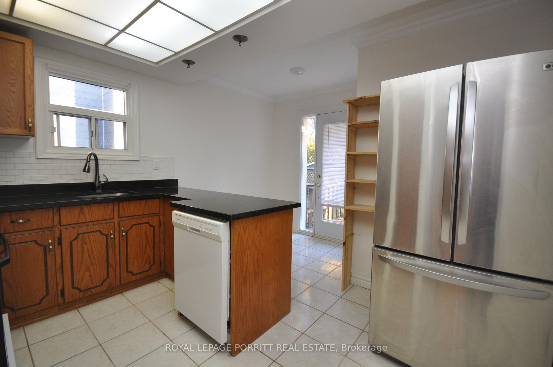 Photo 3 of Unit Main, 47 Radlett Avenue, Etobicoke, Alderwood — HOMEH
