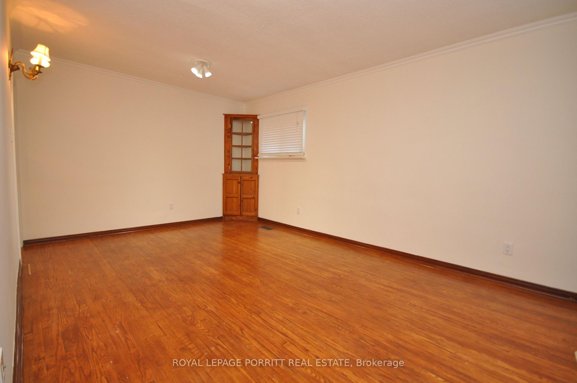 Photo 6 of Unit Main, 47 Radlett Avenue, Etobicoke, Alderwood — HOMEH
