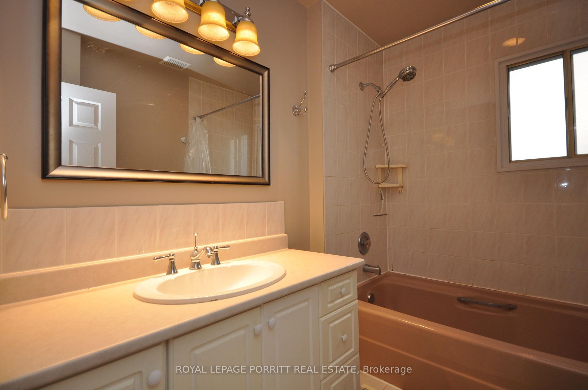 Photo 9 of Unit Main, 47 Radlett Avenue, Etobicoke, Alderwood — HOMEH