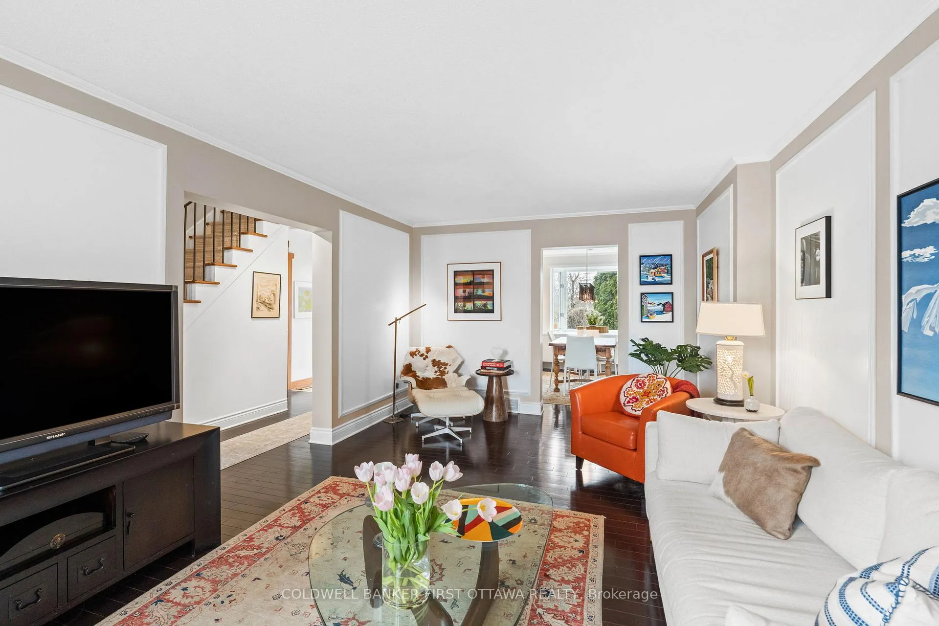 Photo 6 of 823 Eastvale Drive, Ottawa, Beacon Hill North — HOMEH