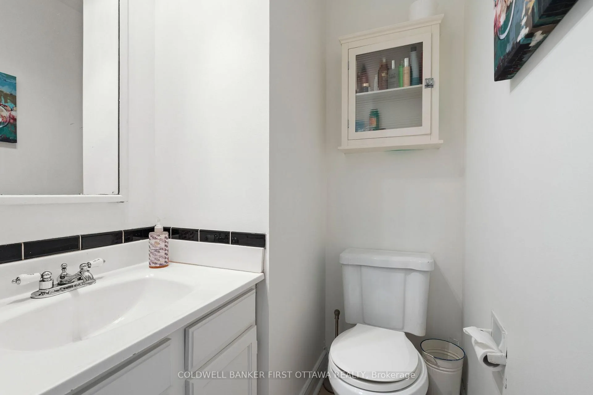 Photo 15 of 823 Eastvale Drive, Ottawa, Beacon Hill North — HOMEH