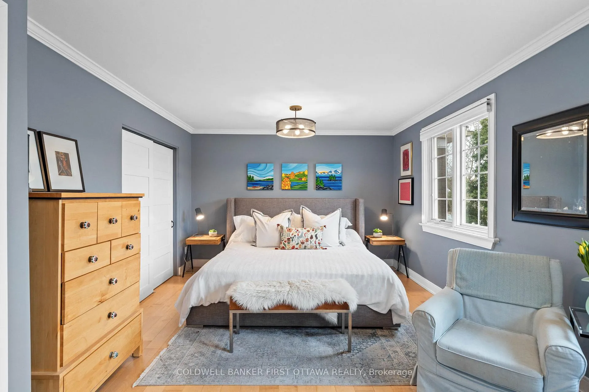 Photo 18 of 823 Eastvale Drive, Ottawa, Beacon Hill North — HOMEH