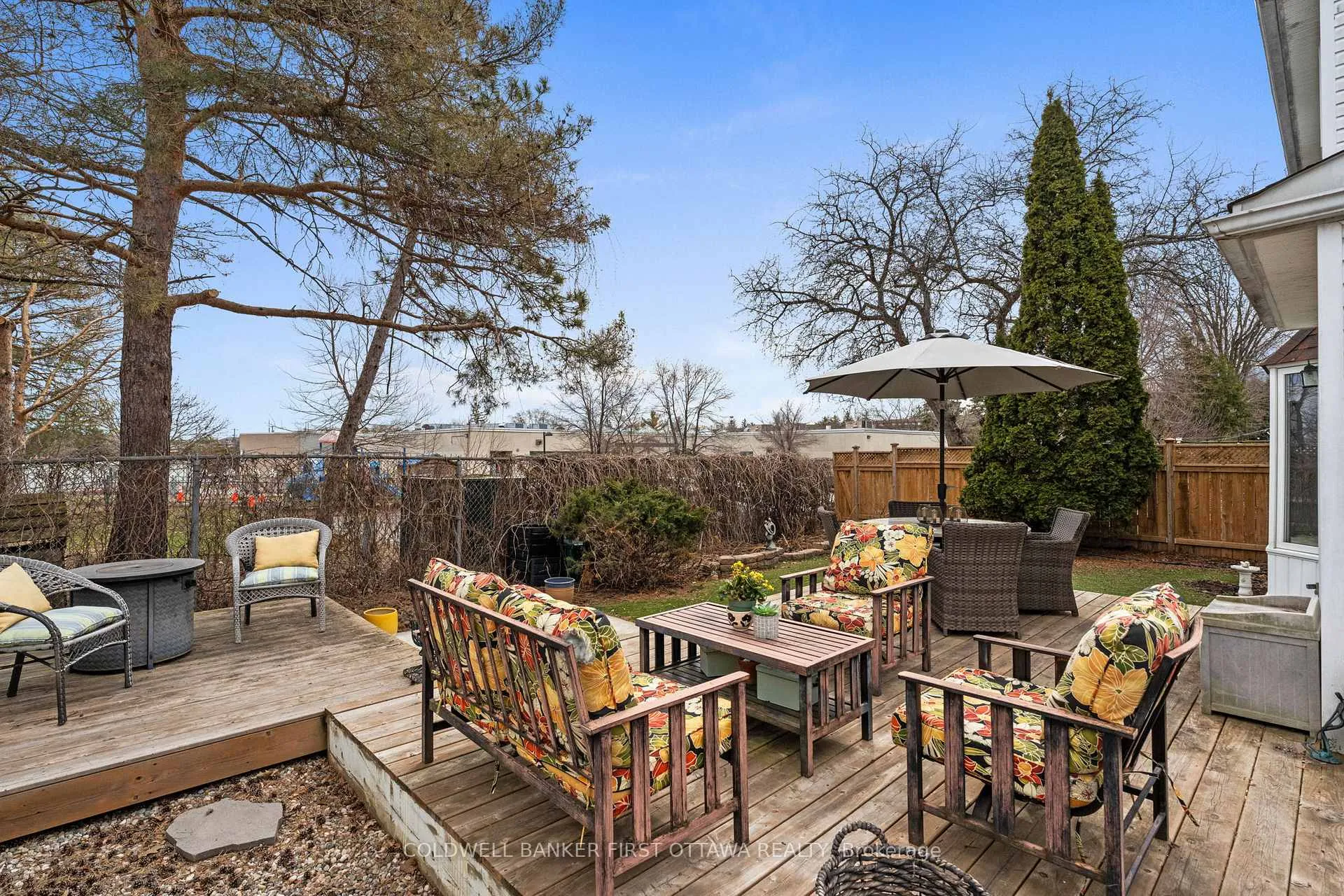 Photo 28 of 823 Eastvale Drive, Ottawa, Beacon Hill North — HOMEH