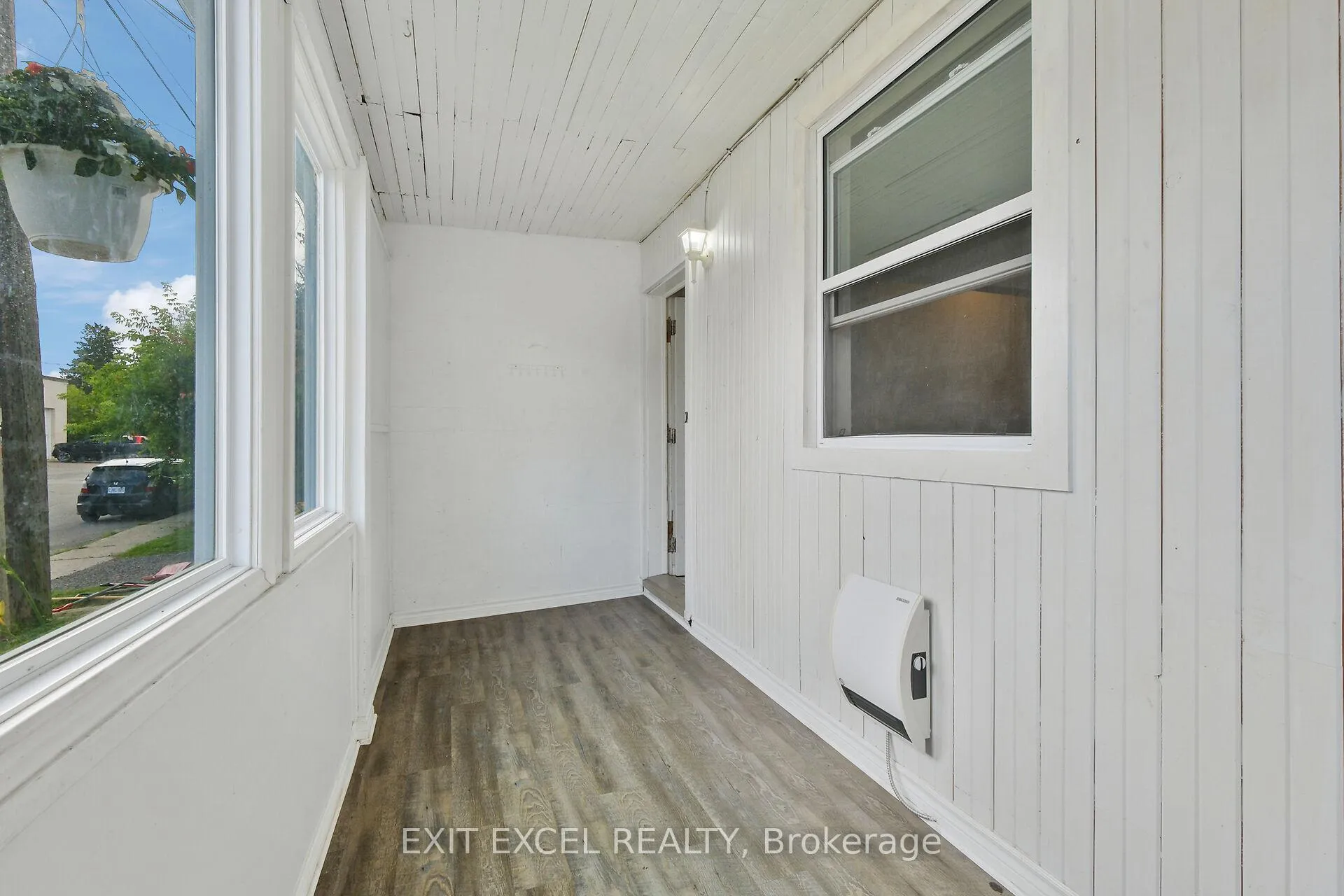 Photo 27 of 82 McLachlin Street N, Arnprior — HOMEH