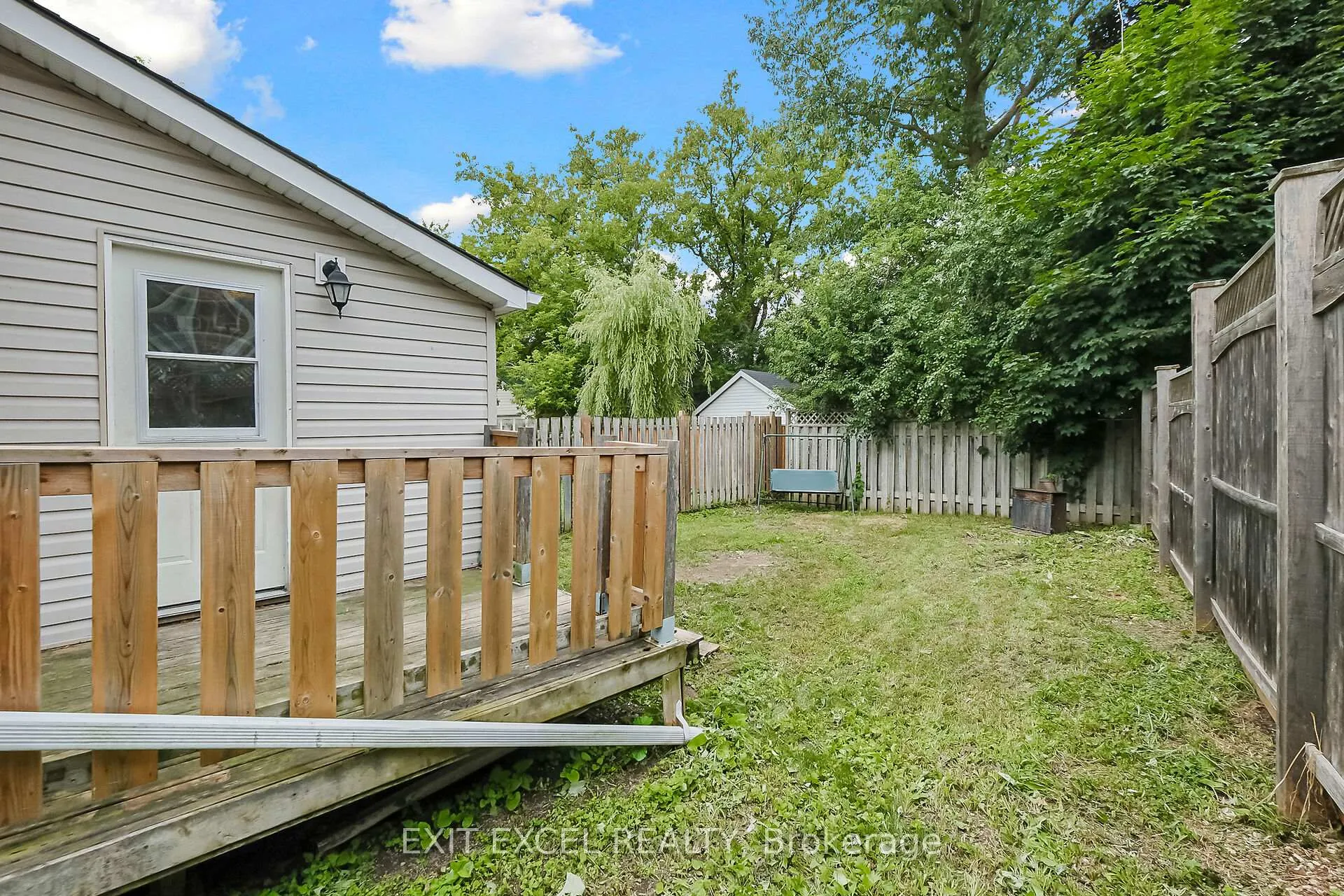 Photo 39 of 82 McLachlin Street N, Arnprior — HOMEH