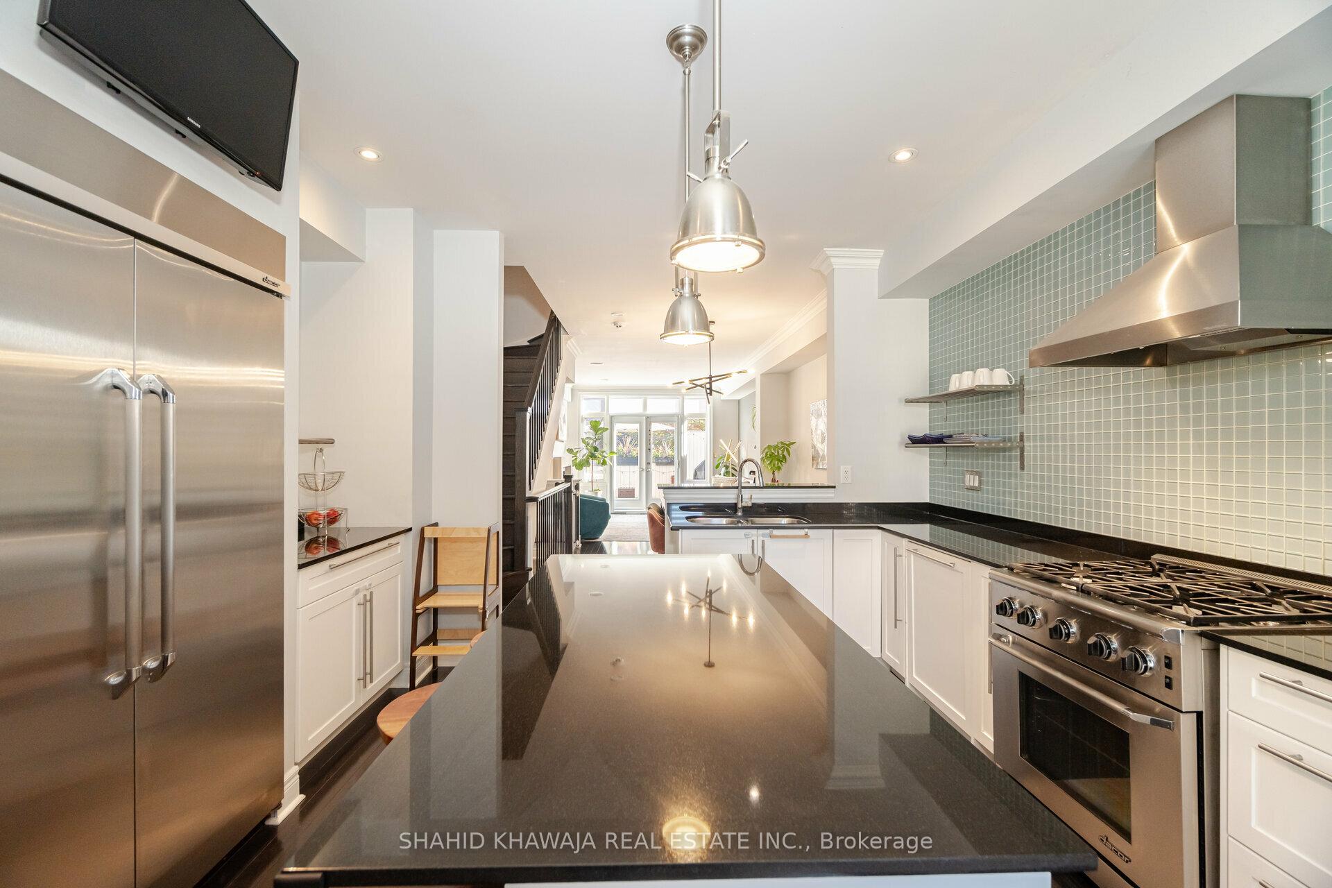 Photo 15 of 79 Ruby Lang Lane, Etobicoke, Mimico — HOMEH