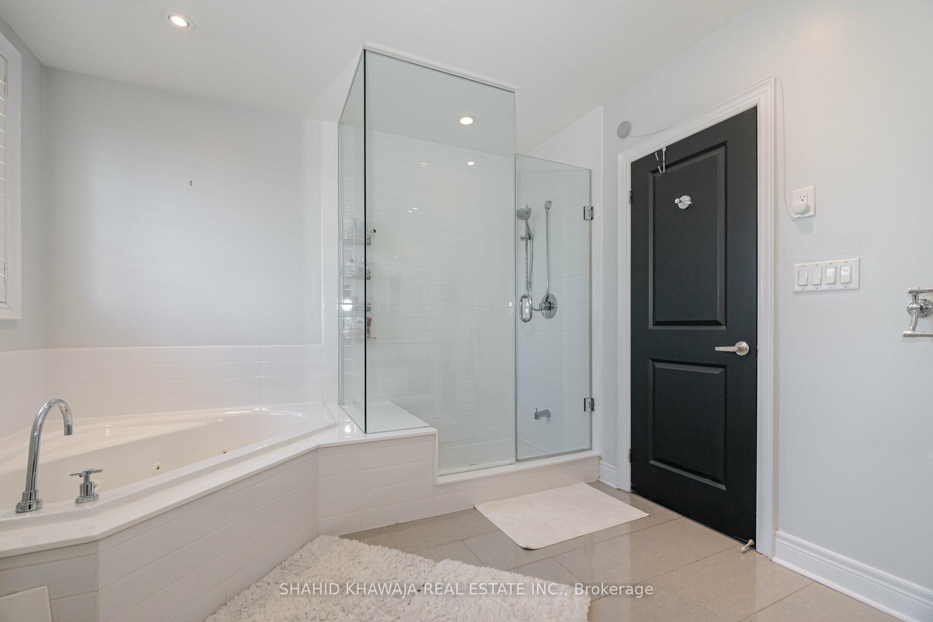 Photo 28 of 79 Ruby Lang Lane, Etobicoke, Mimico — HOMEH
