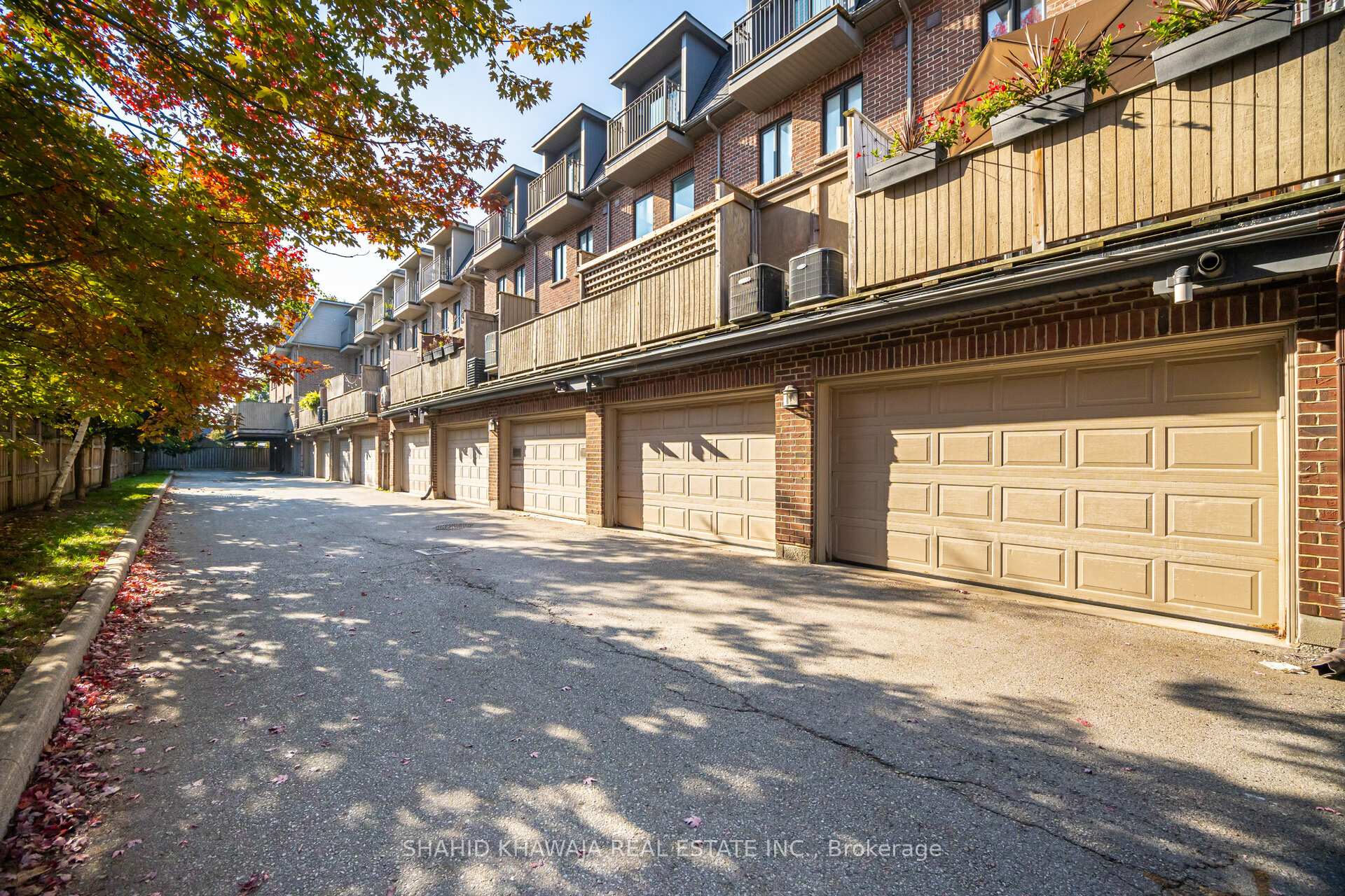 Photo 39 of 79 Ruby Lang Lane, Etobicoke, Mimico — HOMEH