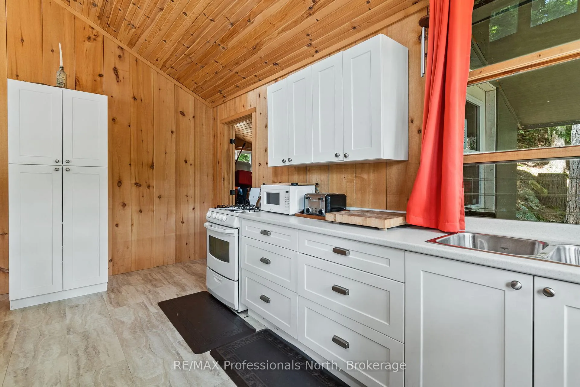 Photo 7 of 53437 Big Hawk Lake, Algonquin Highlands, Stanhope — HOMEH