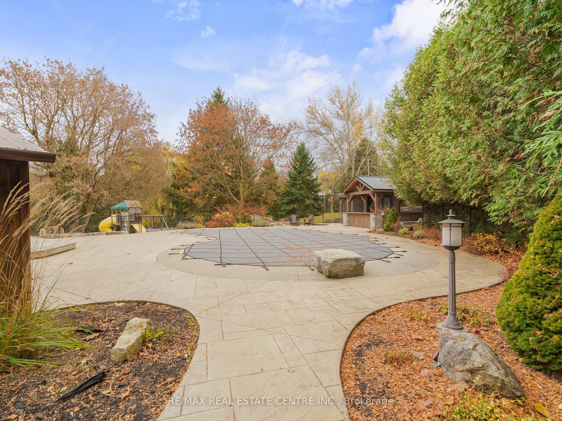 Photo 43 of 18 McKibbon Avenue, Amaranth, Rural Amaranth — HOMEH