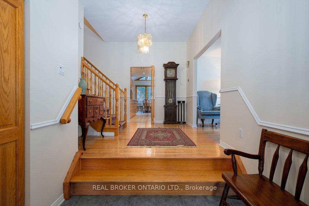 Photo 3 of 88 Northpark Drive, Ottawa, Blackburn Hamlet — HOMEH