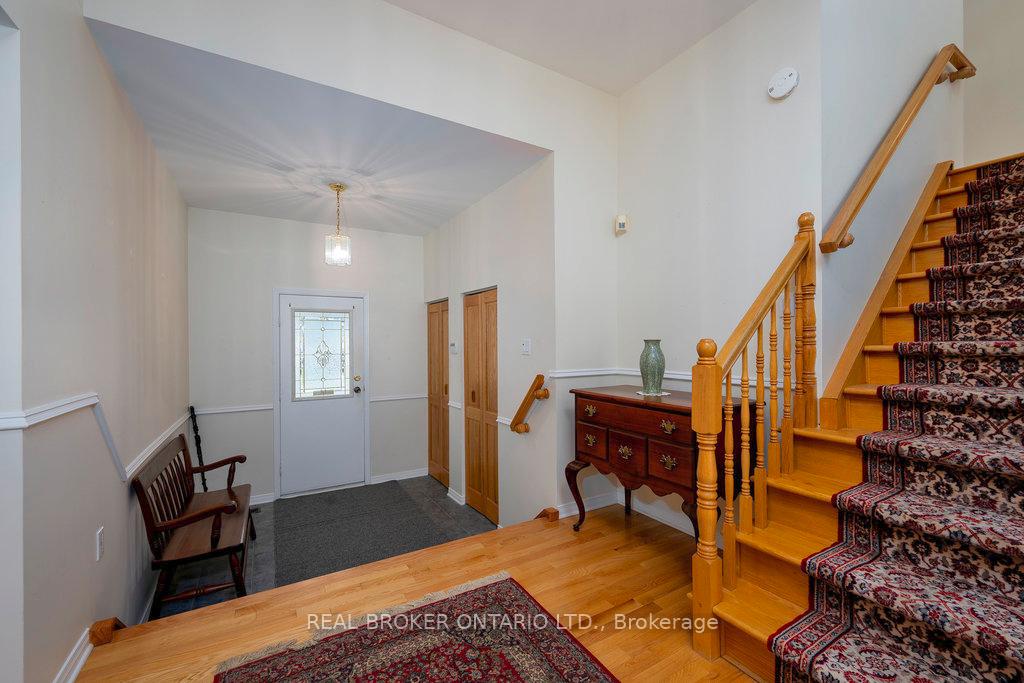 Photo 4 of 88 Northpark Drive, Ottawa, Blackburn Hamlet — HOMEH