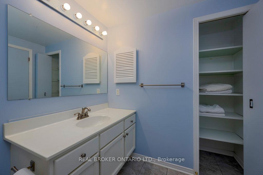 Photo 27 of 88 Northpark Drive, Ottawa, Blackburn Hamlet — HOMEH