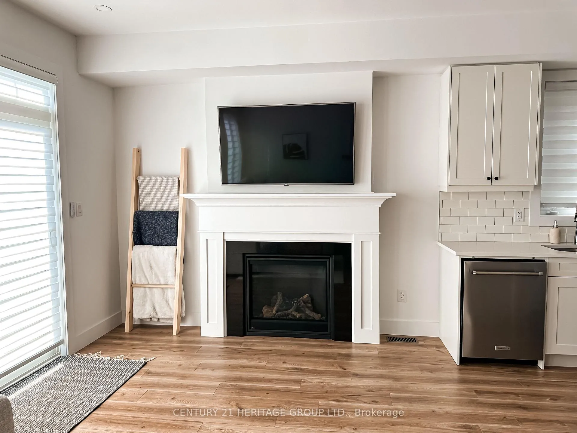 Photo 11 of 133 Black Willow Crescent, Blue Mountains — HOMEH