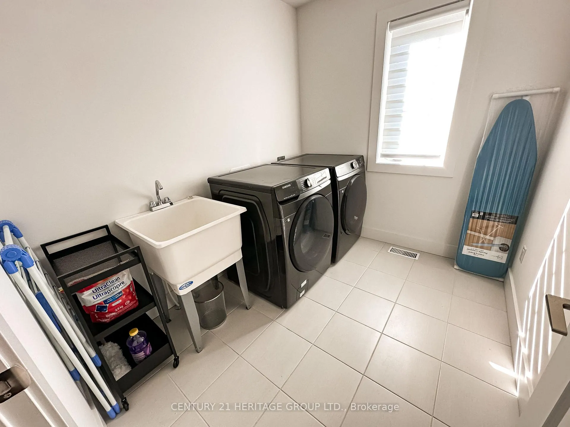 Photo 29 of 133 Black Willow Crescent, Blue Mountains — HOMEH