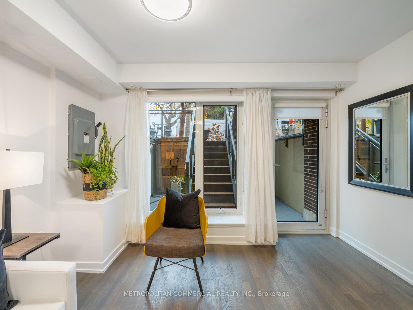 Photo 9 of Unit Lower, 28A Givins Street, Toronto, Trinity-Bellwoods — HOMEH