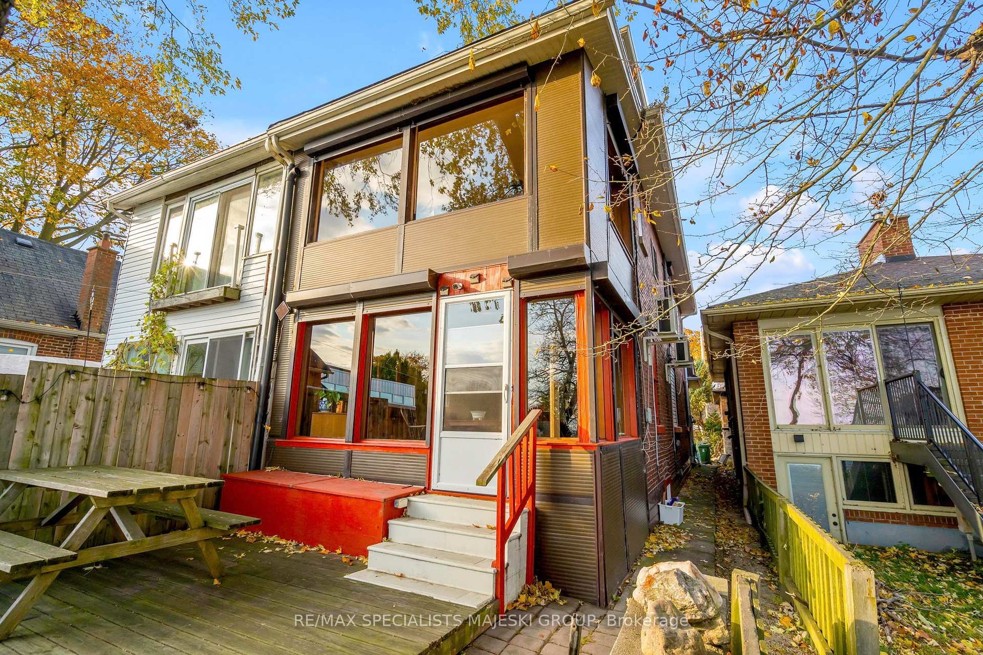 Photo 14 of 57 Lake Shore Drive, Etobicoke, New Toronto — HOMEH