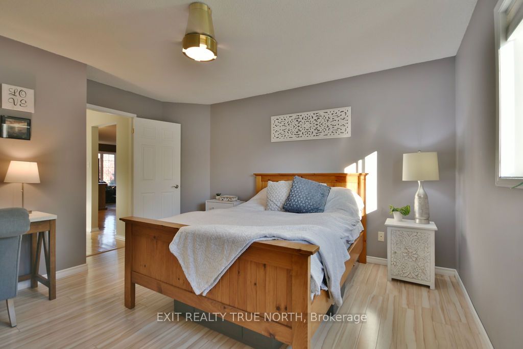 Photo 55 of 1321 Vincent Crescent, Innisfil, Alcona — HOMEH
