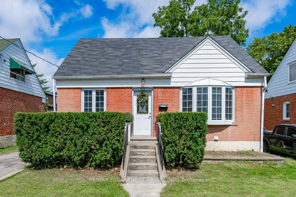 Front of 412 Valermo Drive