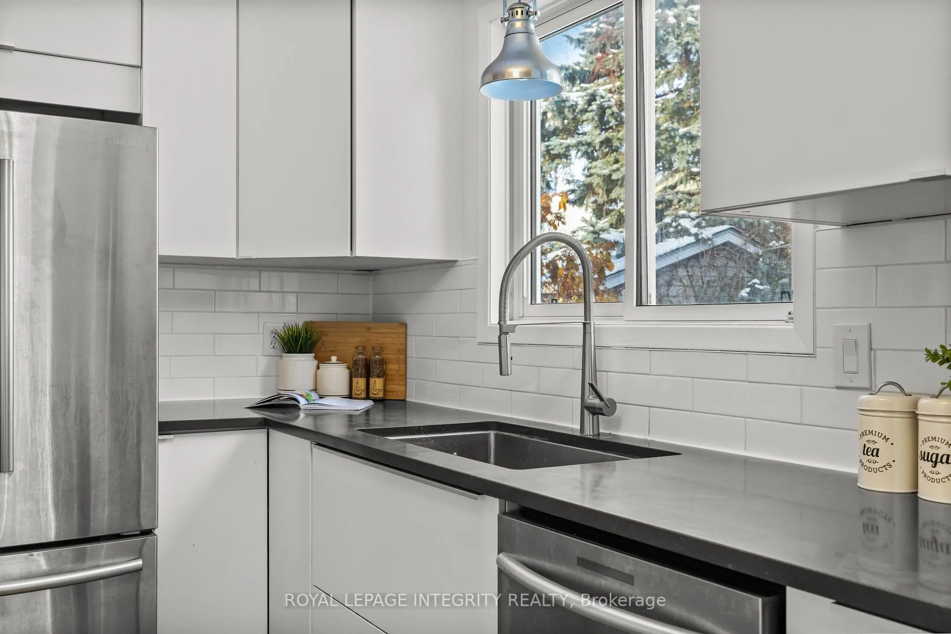Photo 15 of 45 Raftus Square, Ottawa, Barrhaven - Pheasant Run — HOMEH