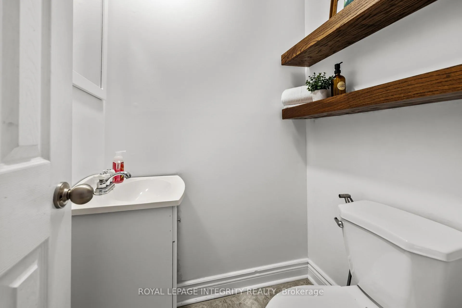 Photo 16 of 45 Raftus Square, Ottawa, Barrhaven - Pheasant Run — HOMEH